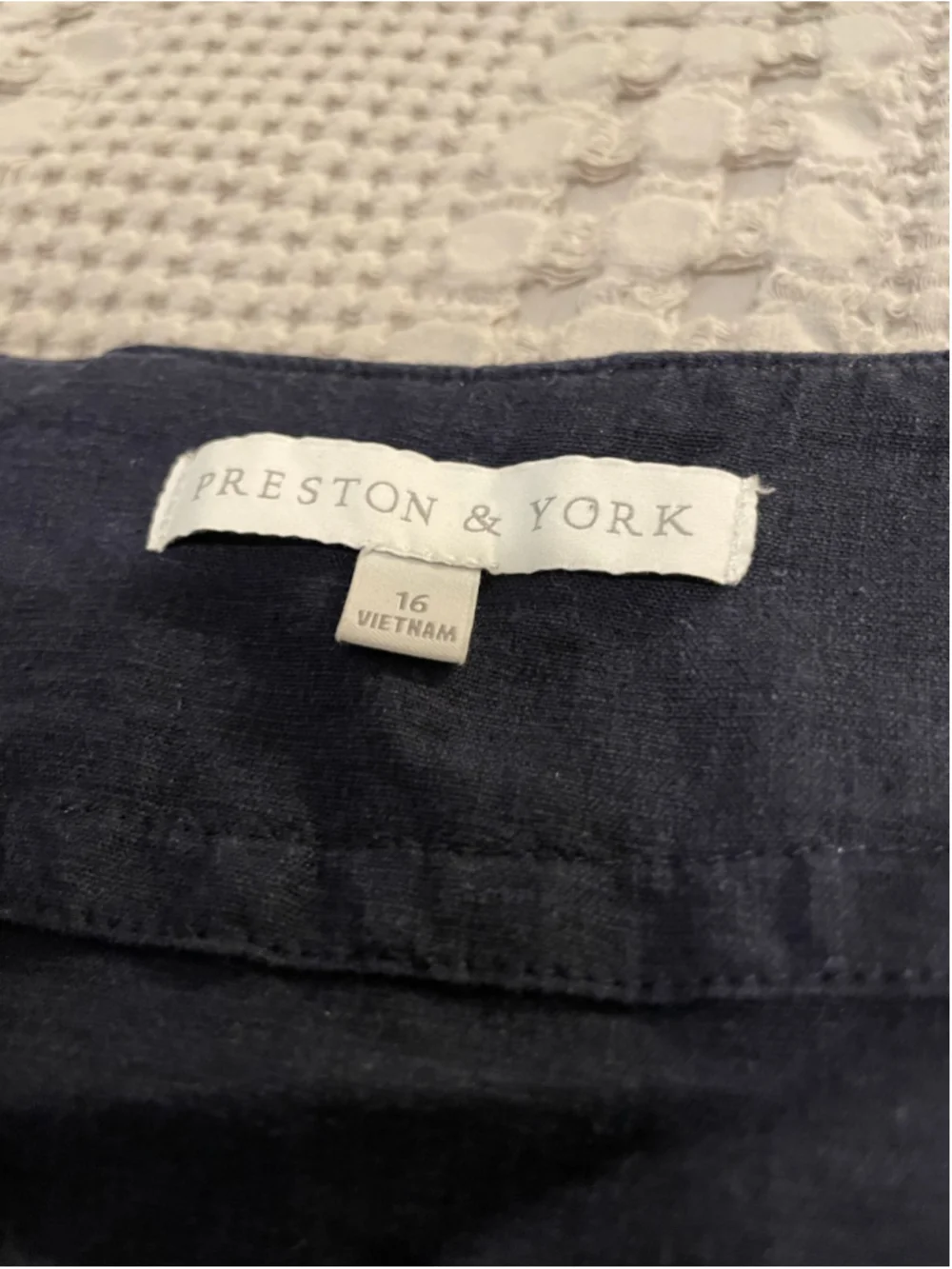 Preston & York Navy White Lace Trim Linen Blouse Size 16 resort wear nautical